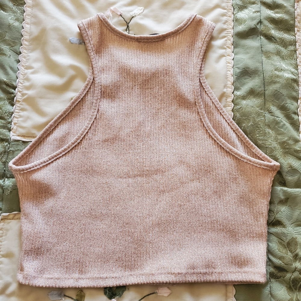 Crop top - Picture 2 of 3